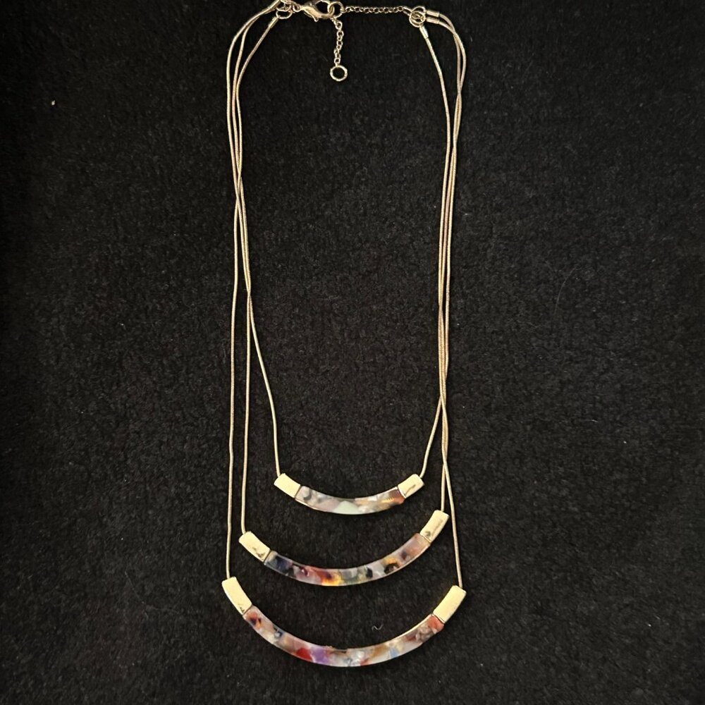 Express Multi-Colored Tortoise Shell Necklace - Picture 2 of 6